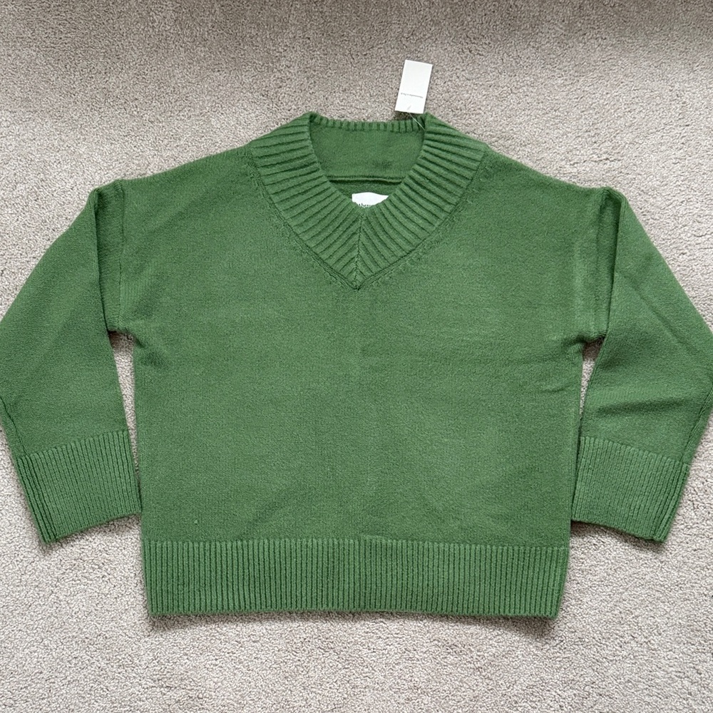 Abercrombie & Fitch Women's High V-Neck Sweater Size Small Green NEW